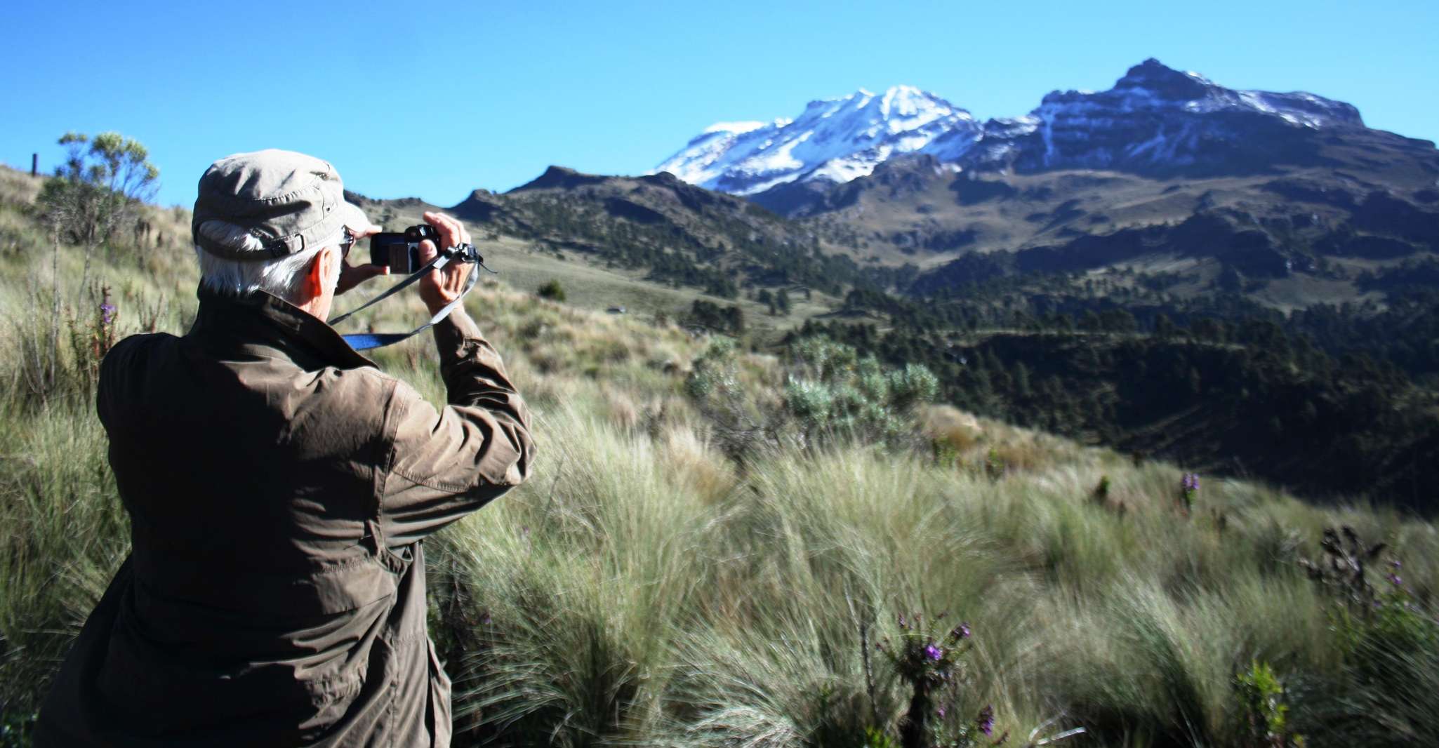 Mexico City: Guided Volcano Trek with Lunch