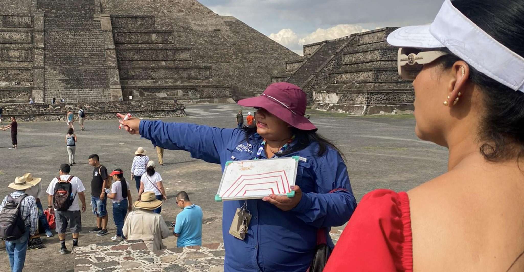 Mexico City: Teotihuacan, Tlatelolco & Basilica of Guadalupe — photo 4