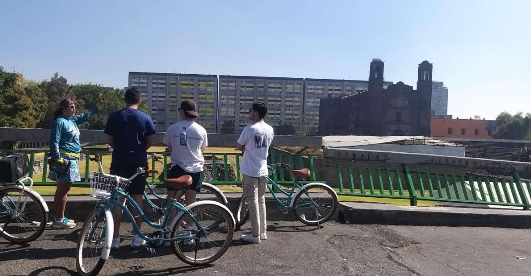 Mexico City: Art Naco, murals & street art bike tour — photo 7